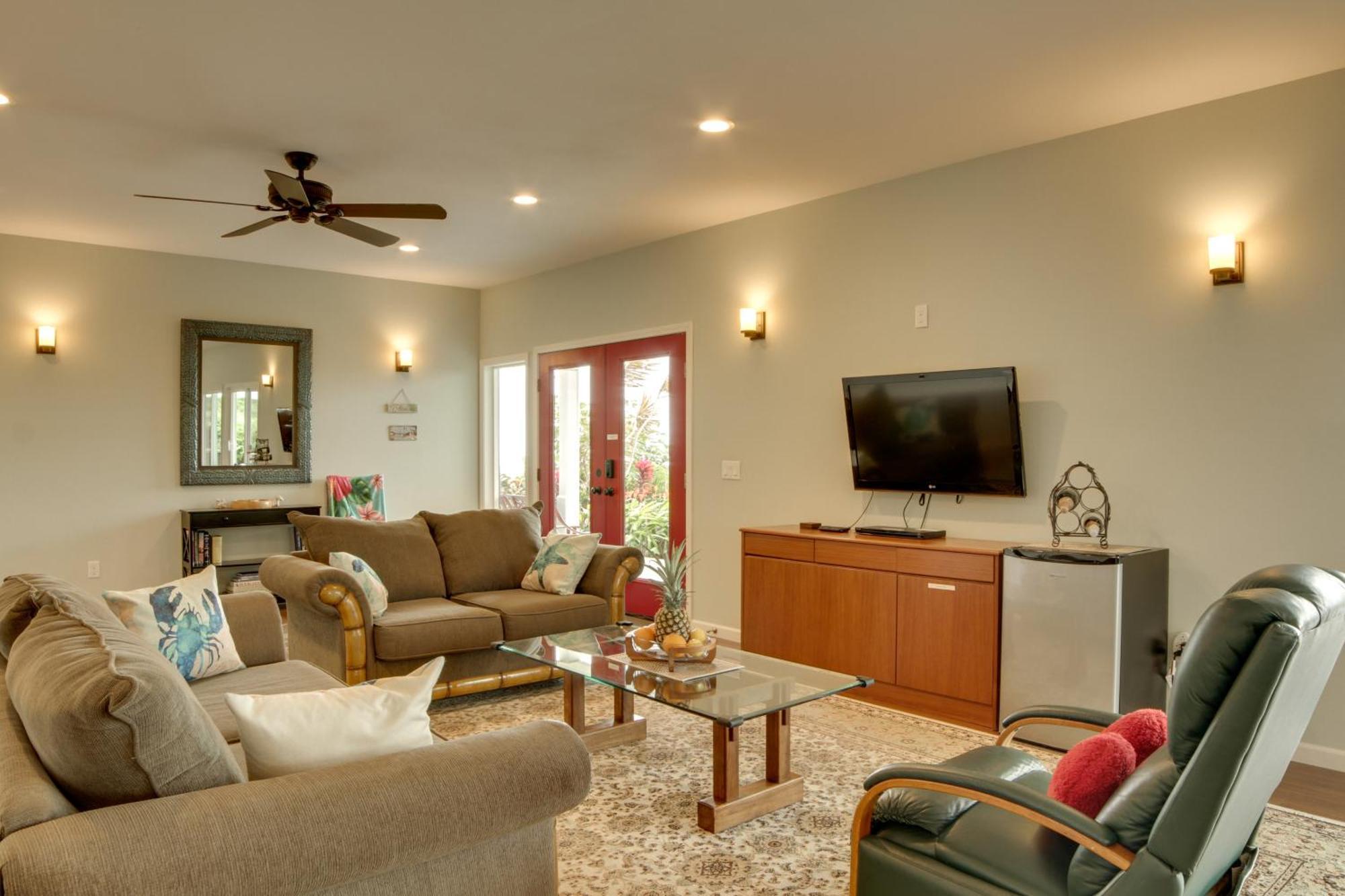 The Aloha Green House Retreat With Ocean Views! Naalehu Exterior photo